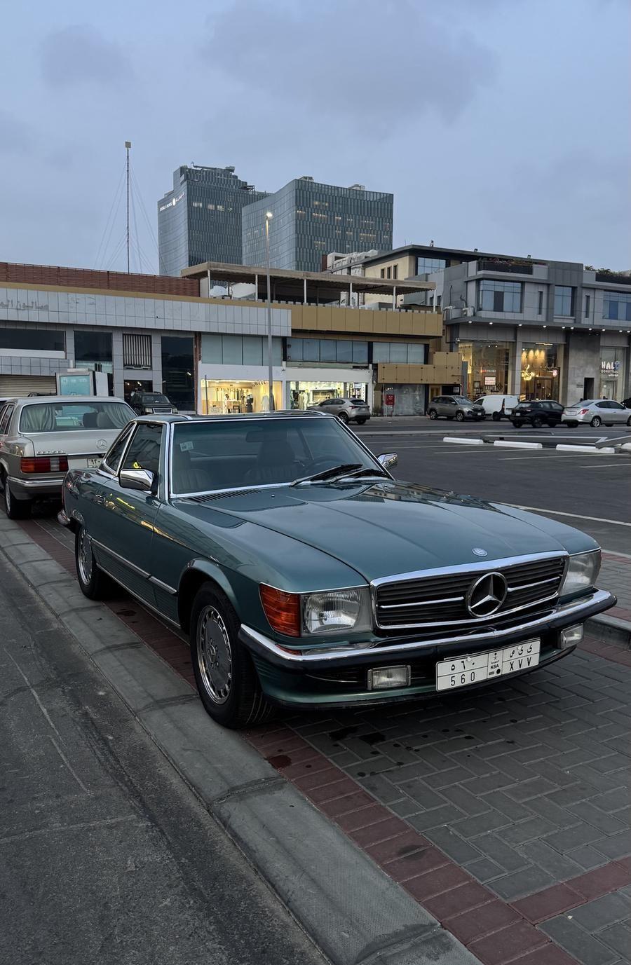 مرسيدس SL 560