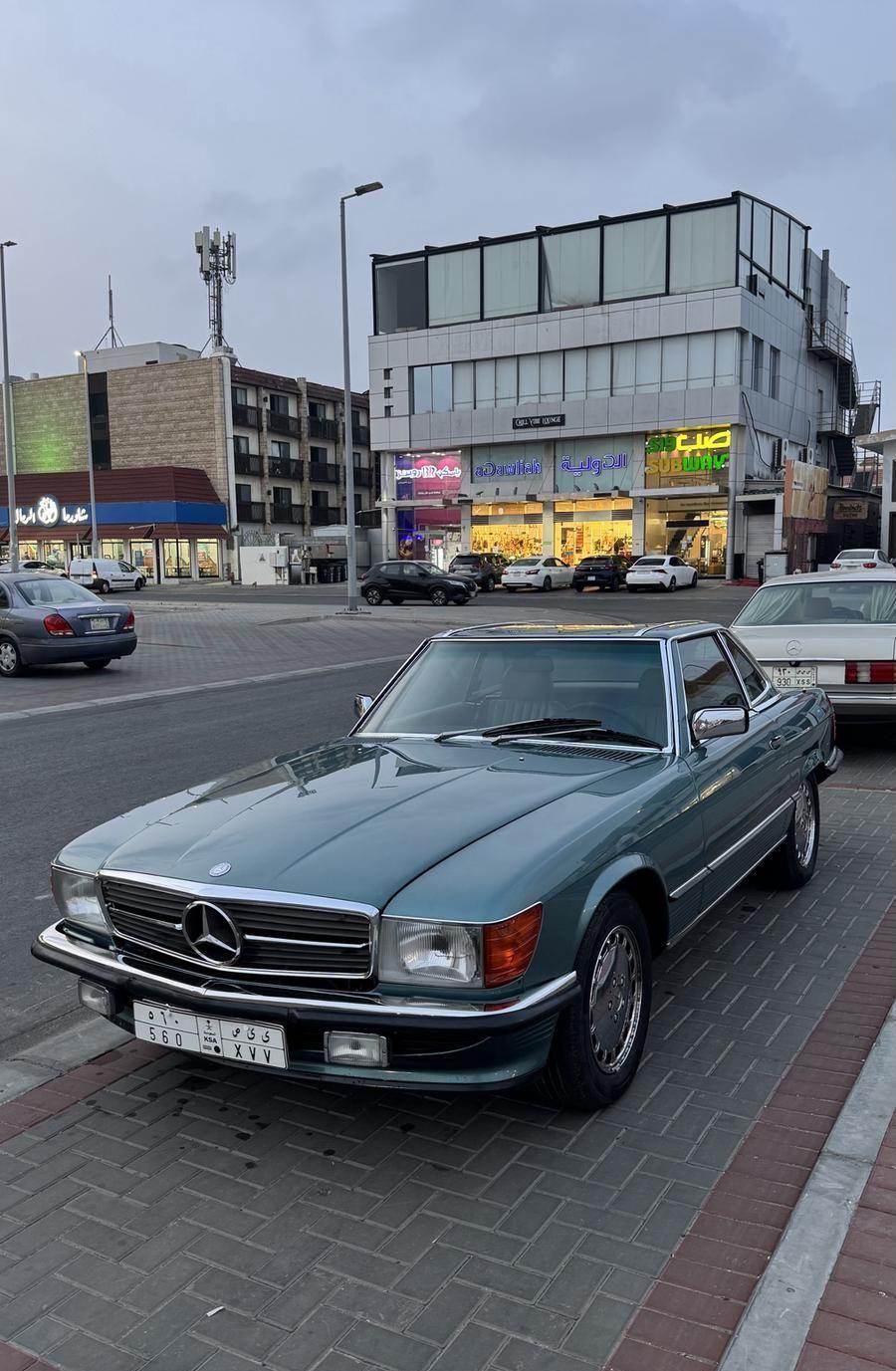 مرسيدس SL 560