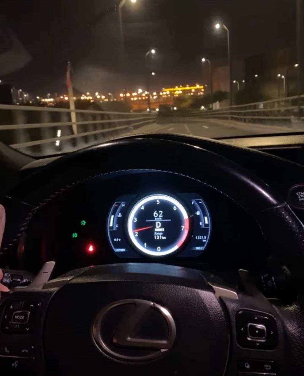 2015 لكزس RC