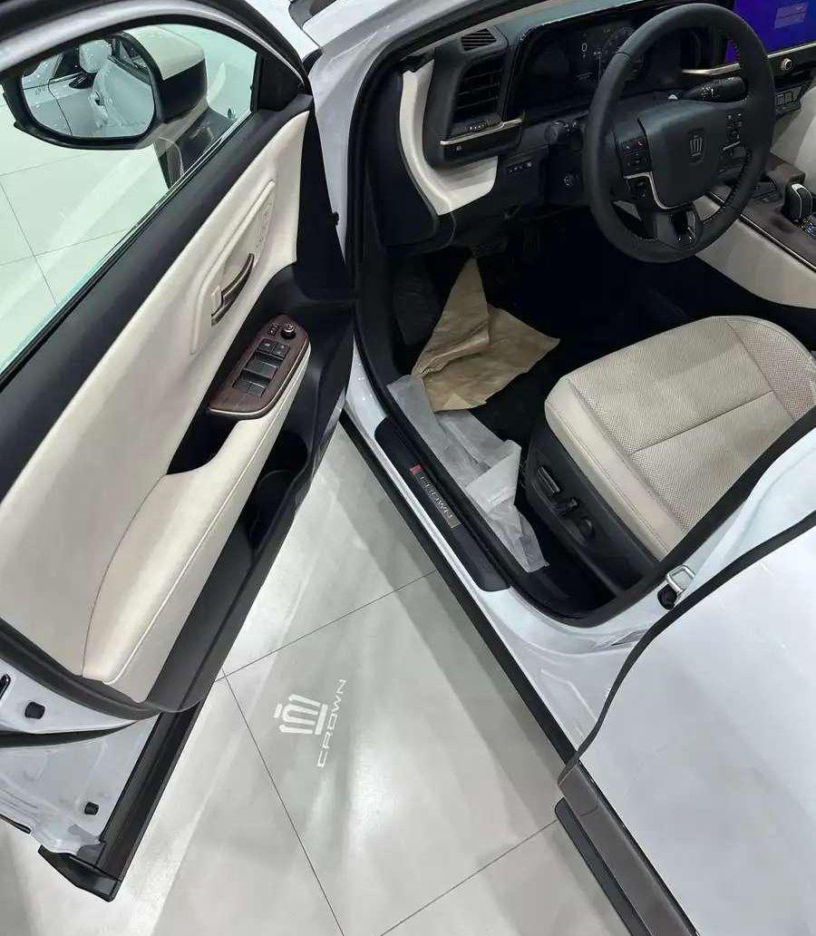 تويوتا كروان بريمو