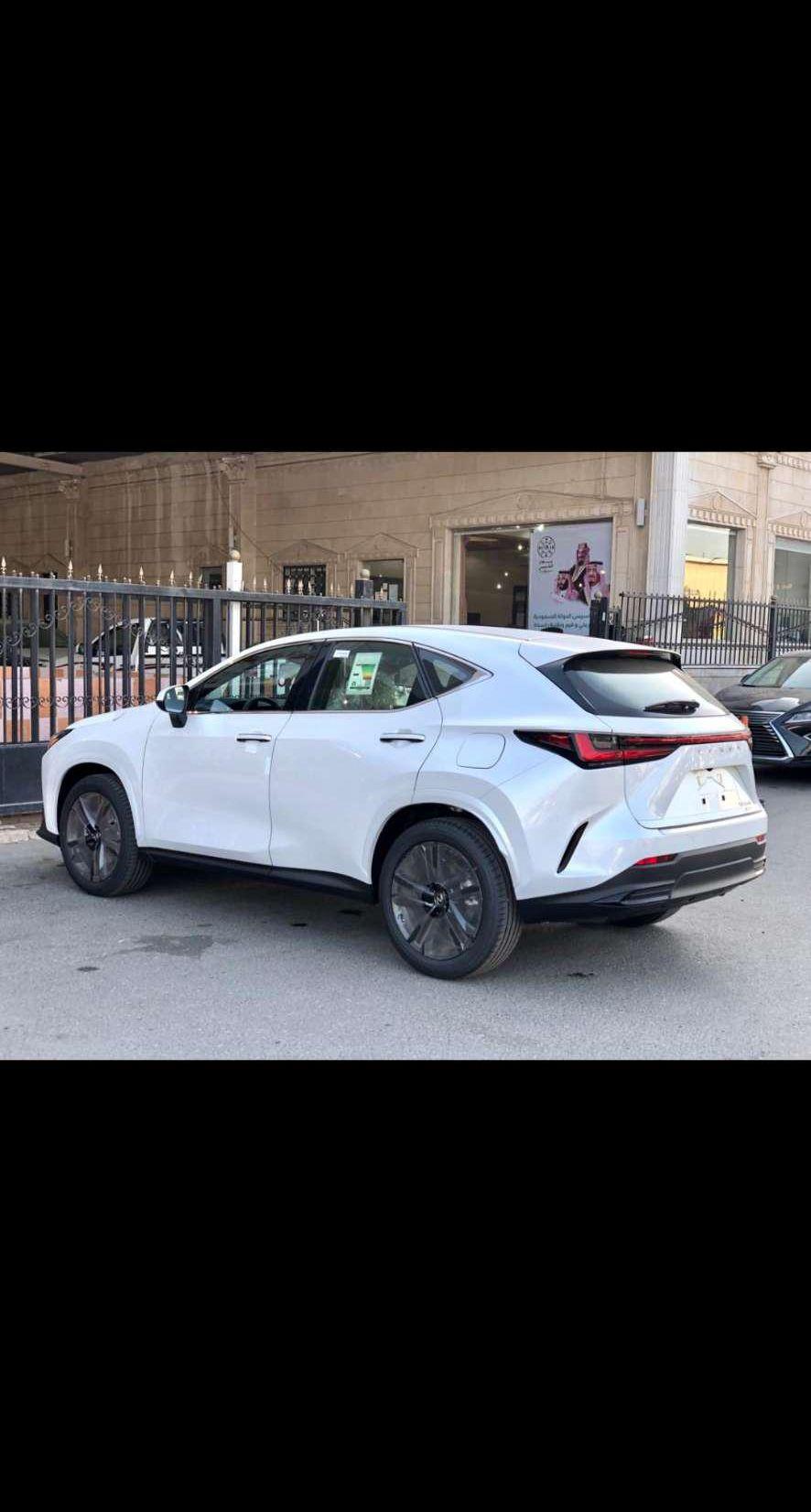 لكزس NX 350