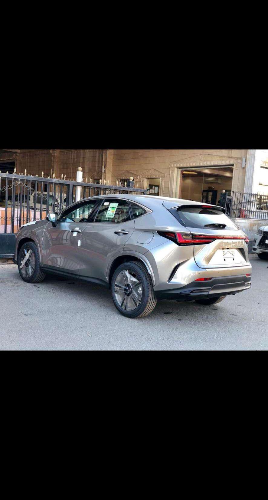 لكزس NX 350