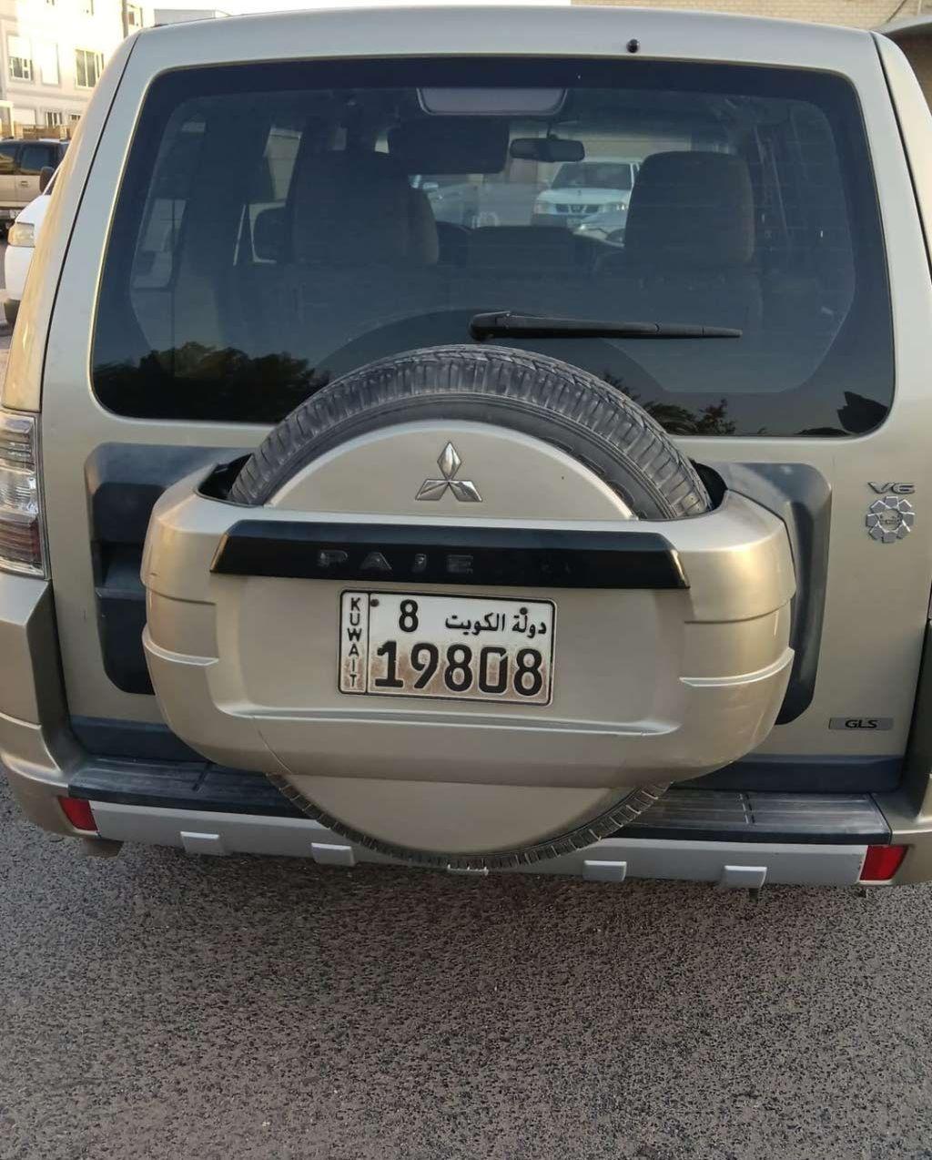 2010 ميتسوبيشي باجيرو