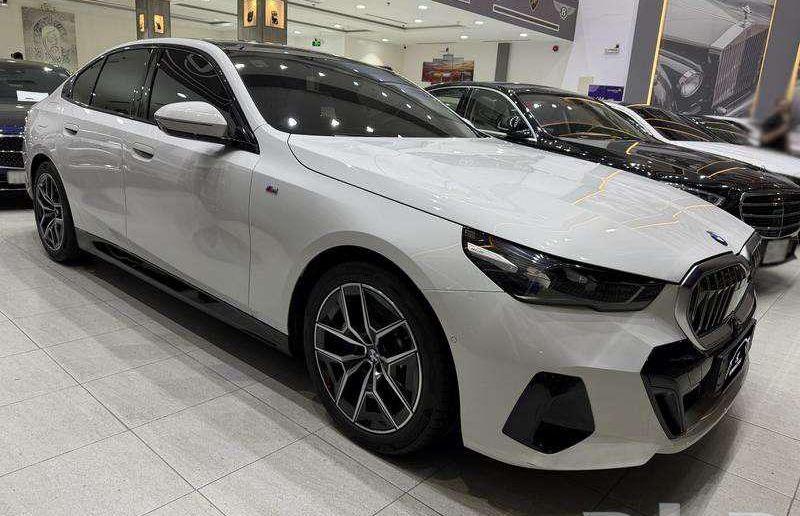 بي ام دبليو