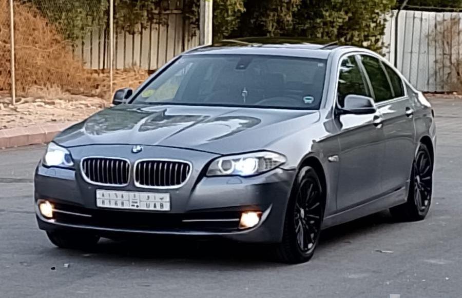 بي ام 528