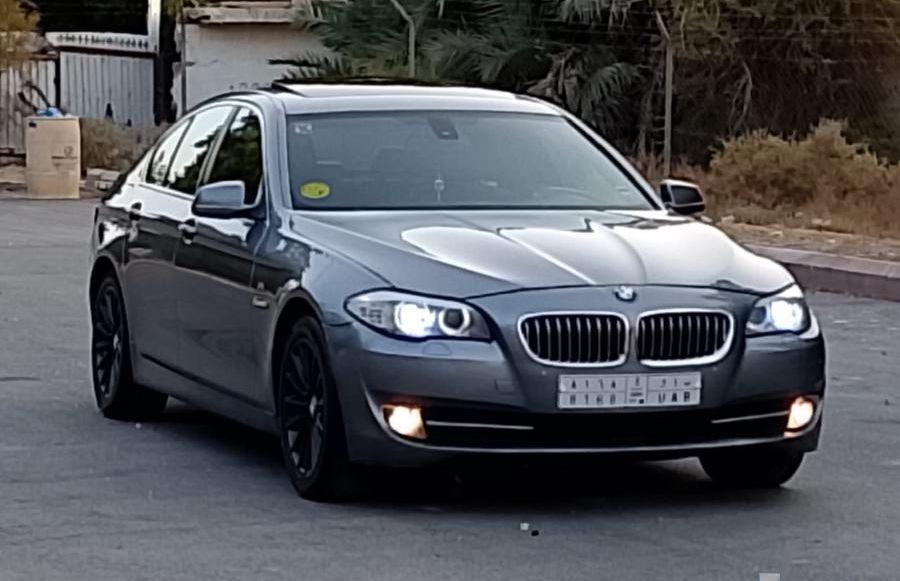 بي ام 528