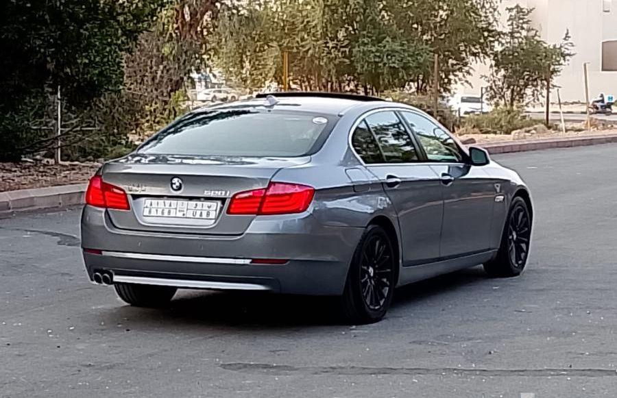 بي ام 528