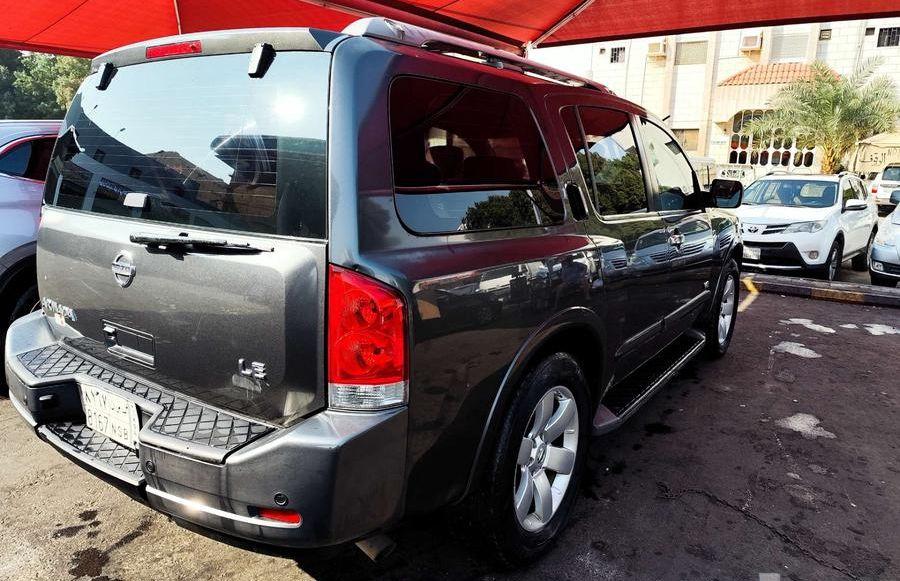 Nissan Armada 