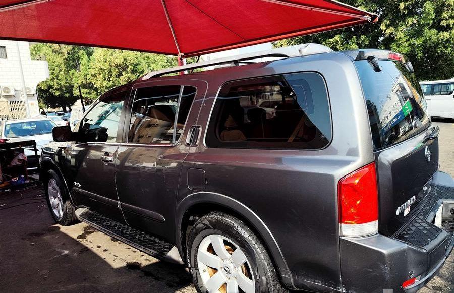 Nissan Armada 