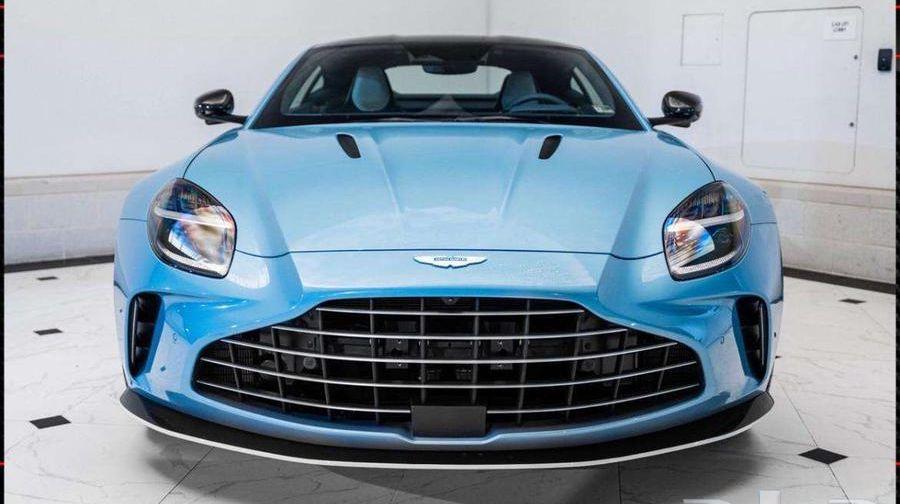 Aston Martin Vantage