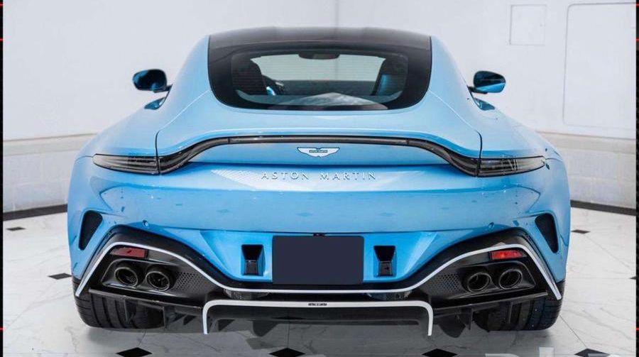 Aston Martin Vantage