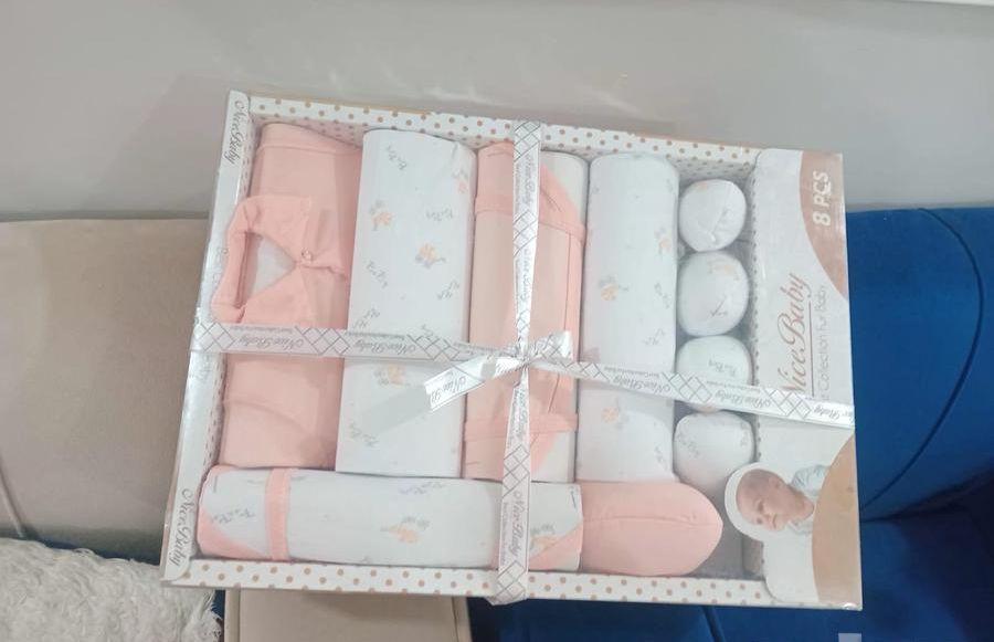 ملابس أطفال