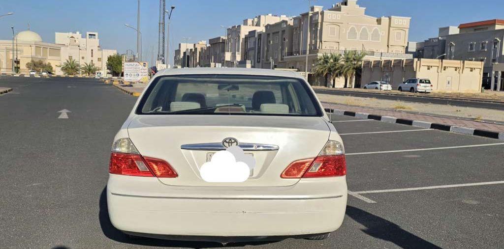 2003 تويوتا افالون
