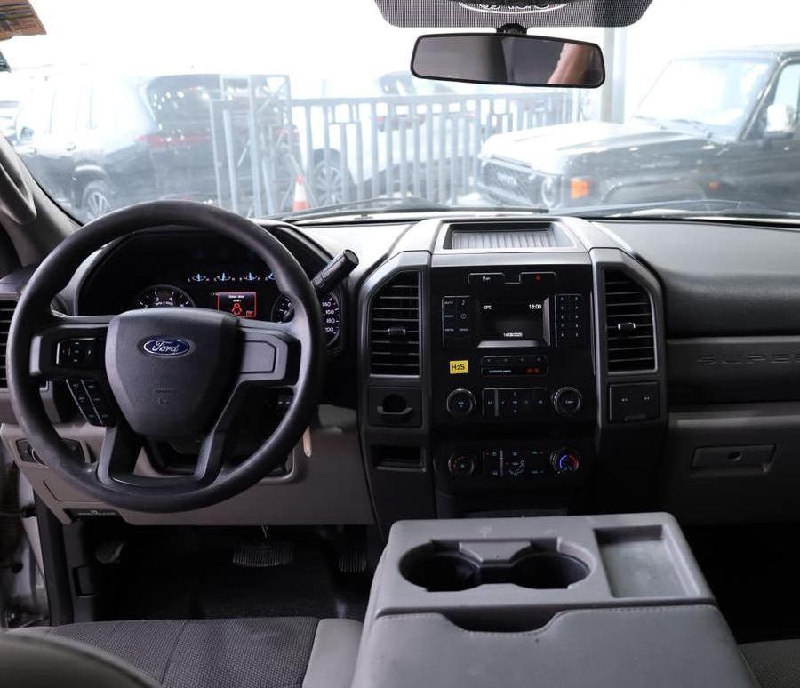 فورد F350 غمارتين