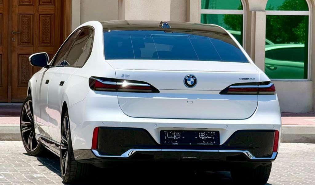 2023 بي ام