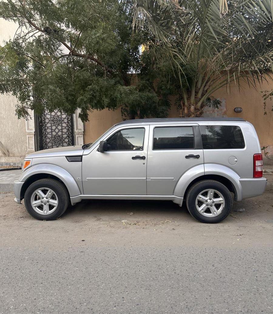 دوج نيترو 2011