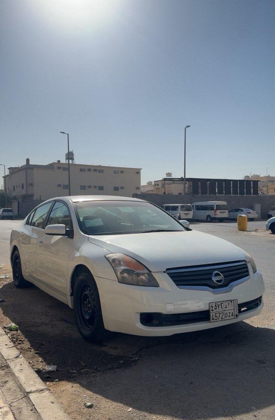 نيسان التيما 2009