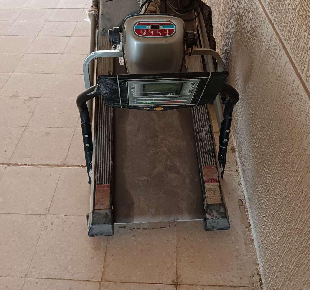 معدات رياضية للبيع