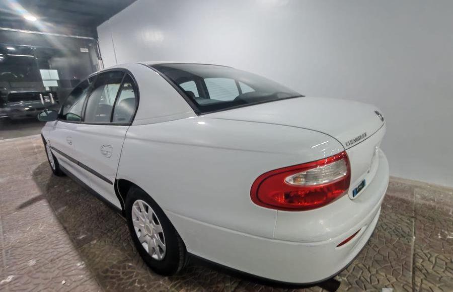 لومينا (LS) 2001