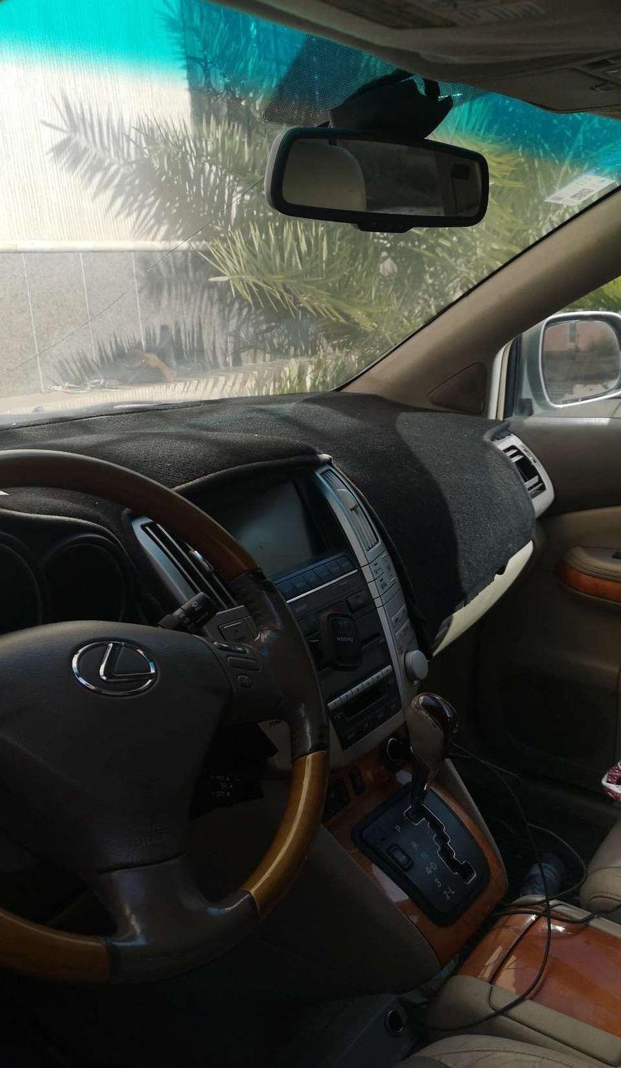 جيب لكزس ار