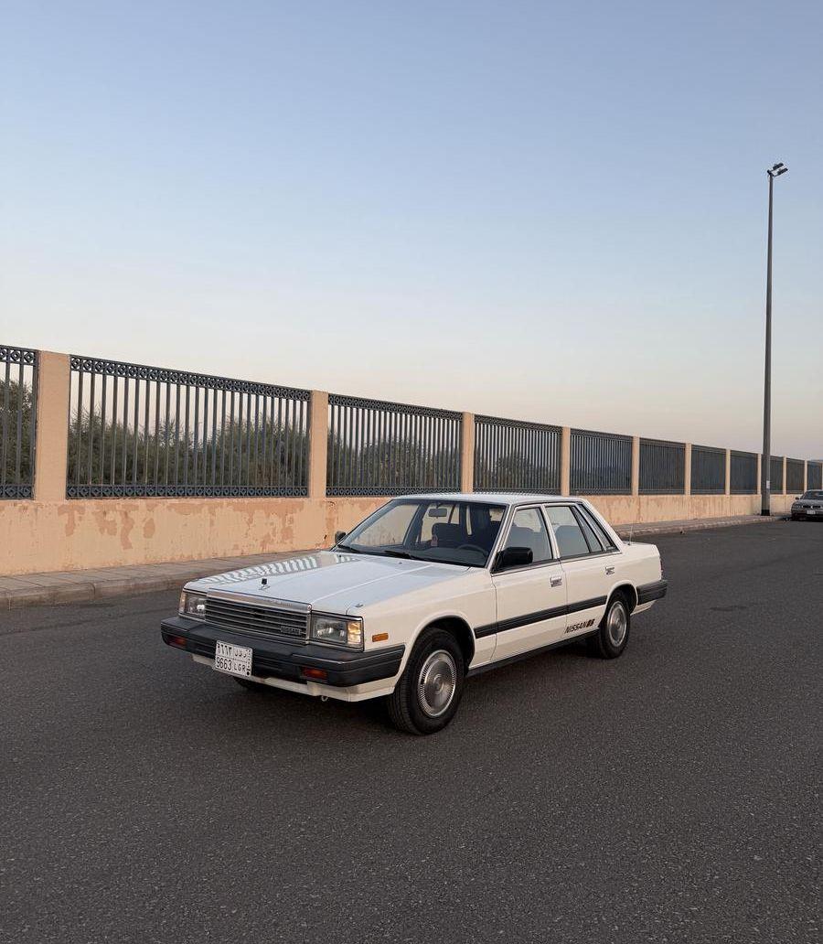نيسان رويل 1985