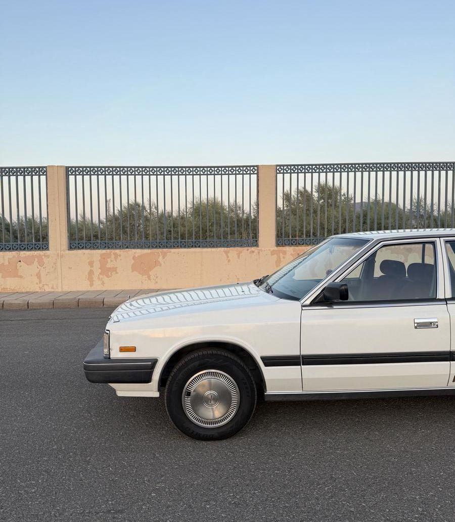 نيسان رويل 1985