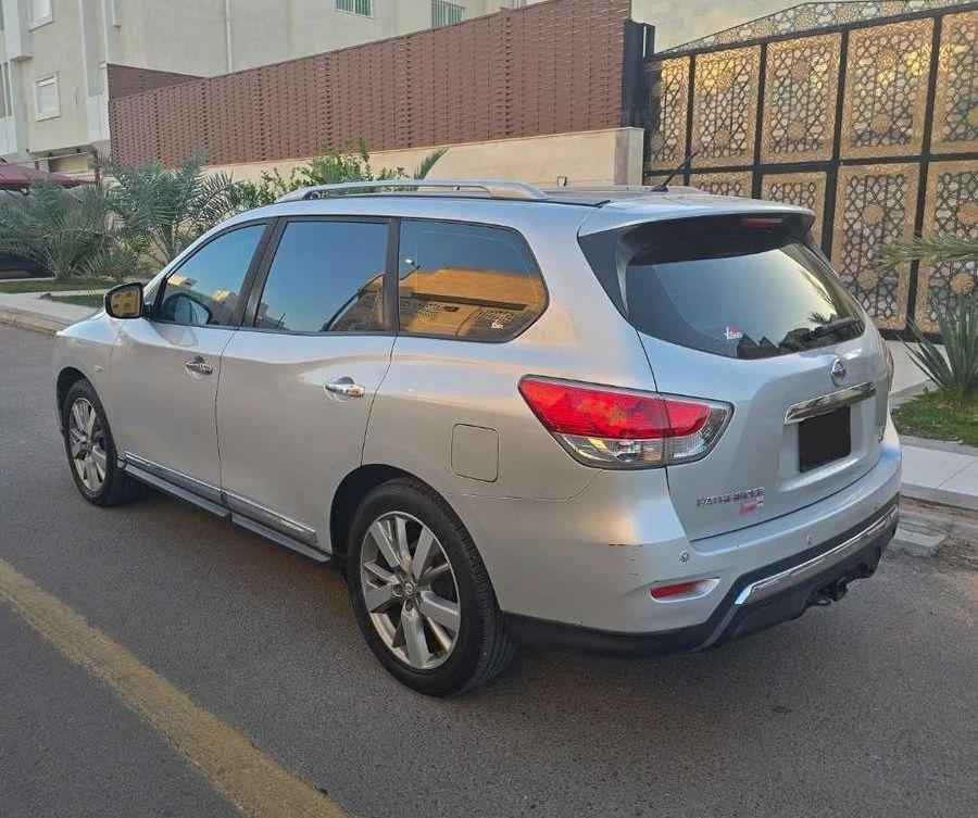 نيسان باثفندر فل