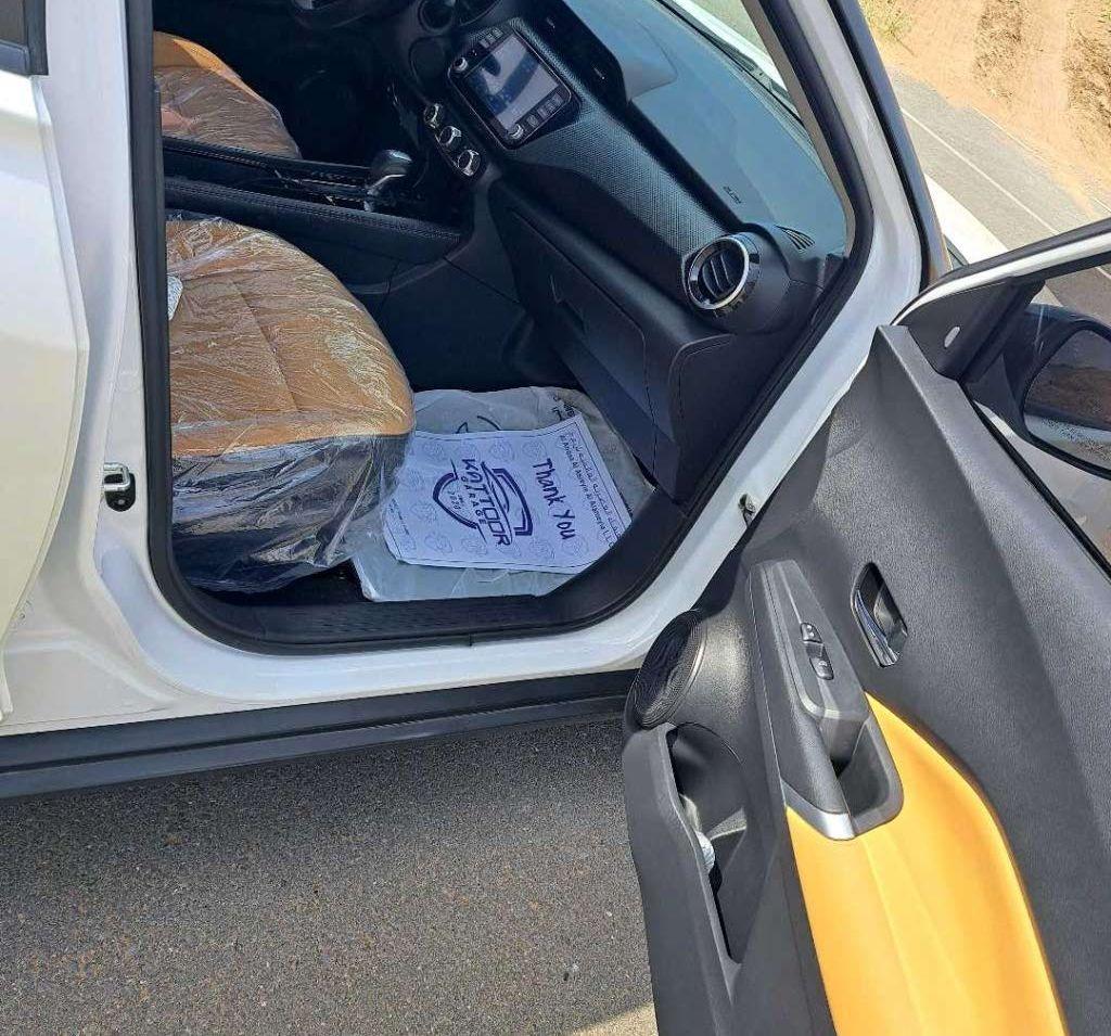 2023 نيسان كيكس