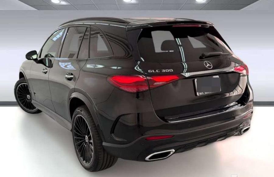مرسيدس 2024 Mercedes-Benz