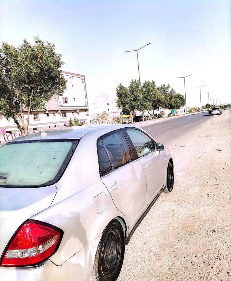 السلام موجود سيارة