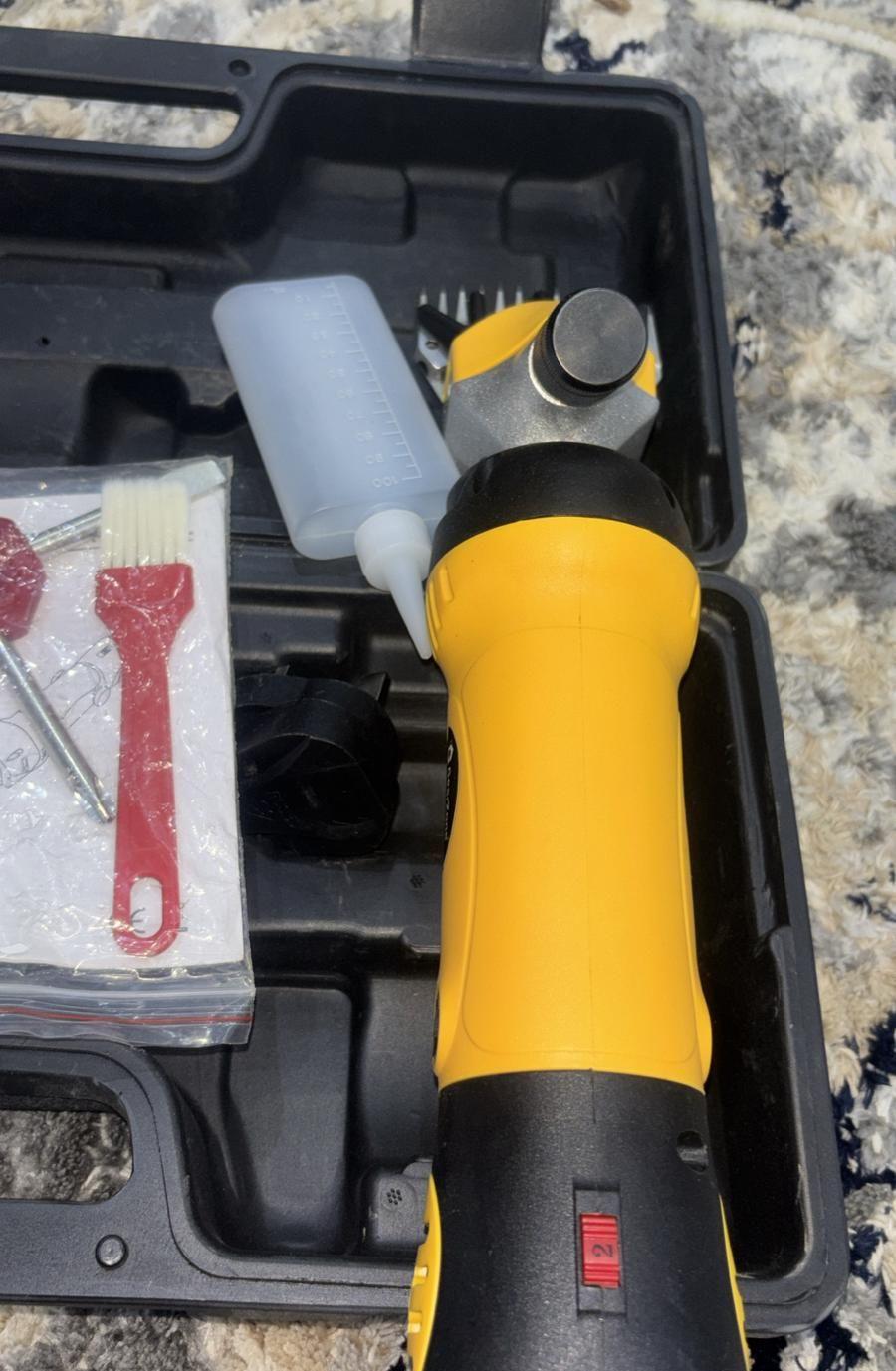 مكينه حلاقه الإبل
