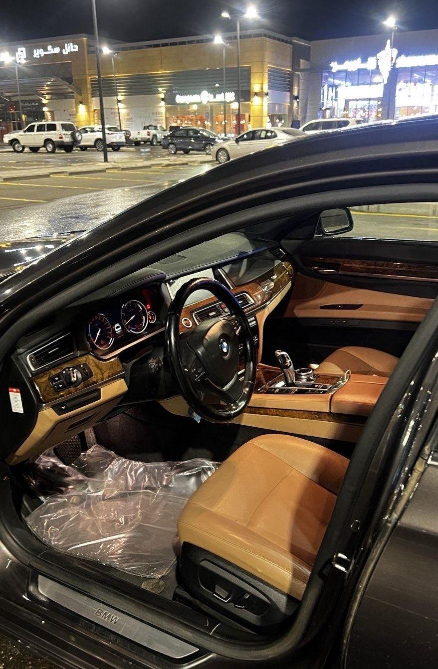BMW 730LI 2015