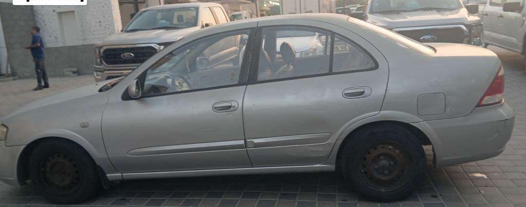 2008 نيسان صني