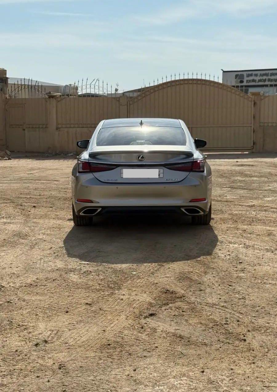 لكزس ES350 2023