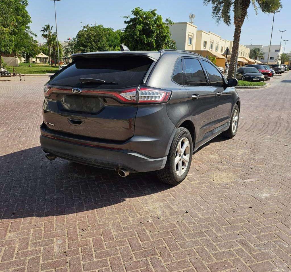 2016 فورد ايدج
