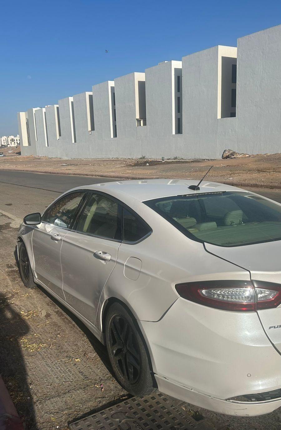 فورد فيوجن للبيع