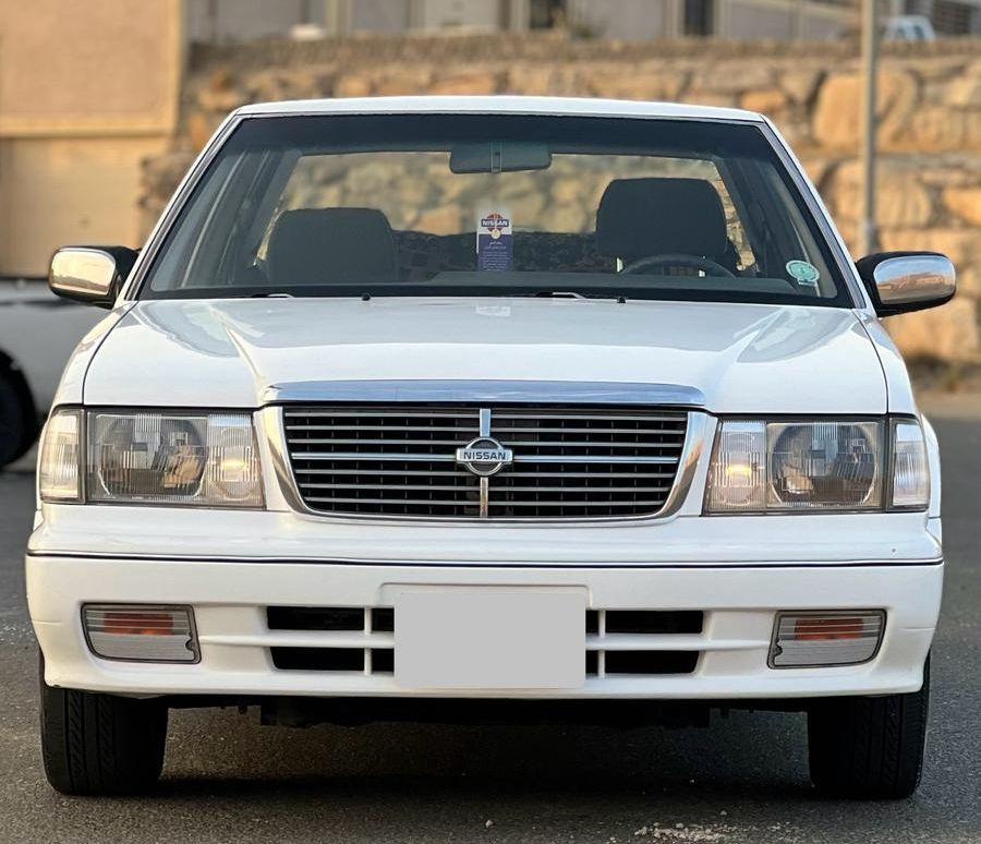 نيسان سيدريك 2001