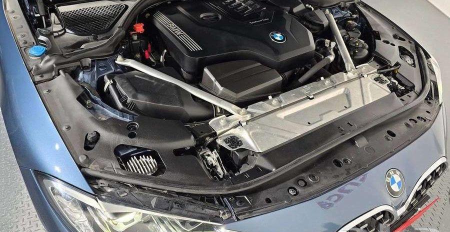 BMW 420i كشف