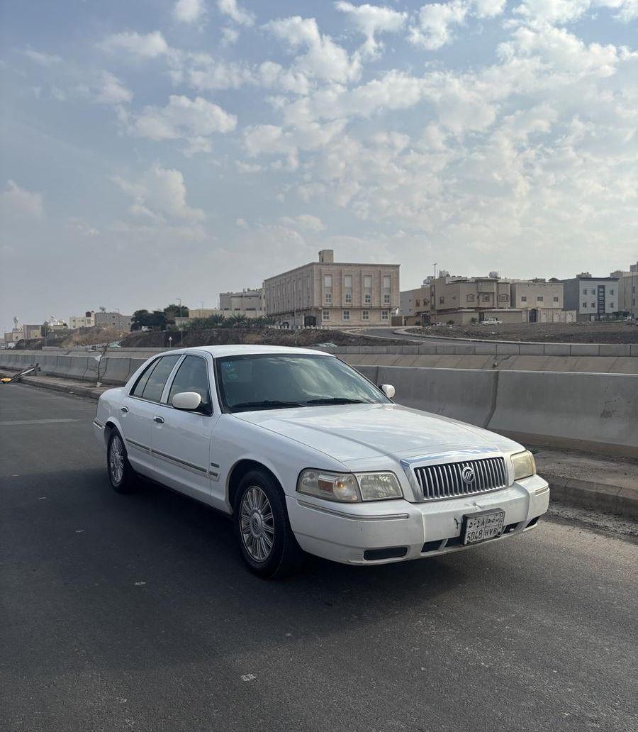 فورد ماركيز 2010