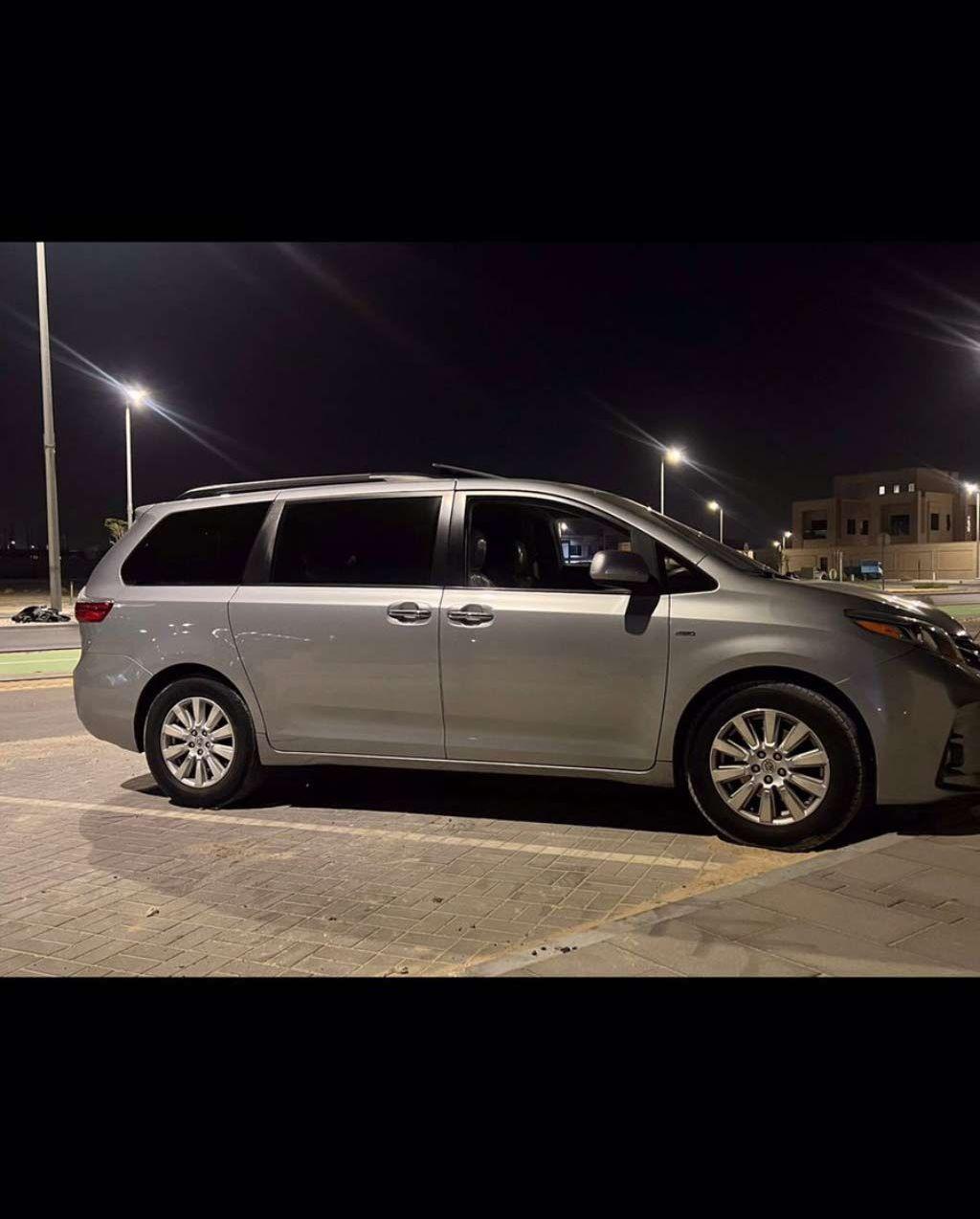2017 تويوتا اخرى