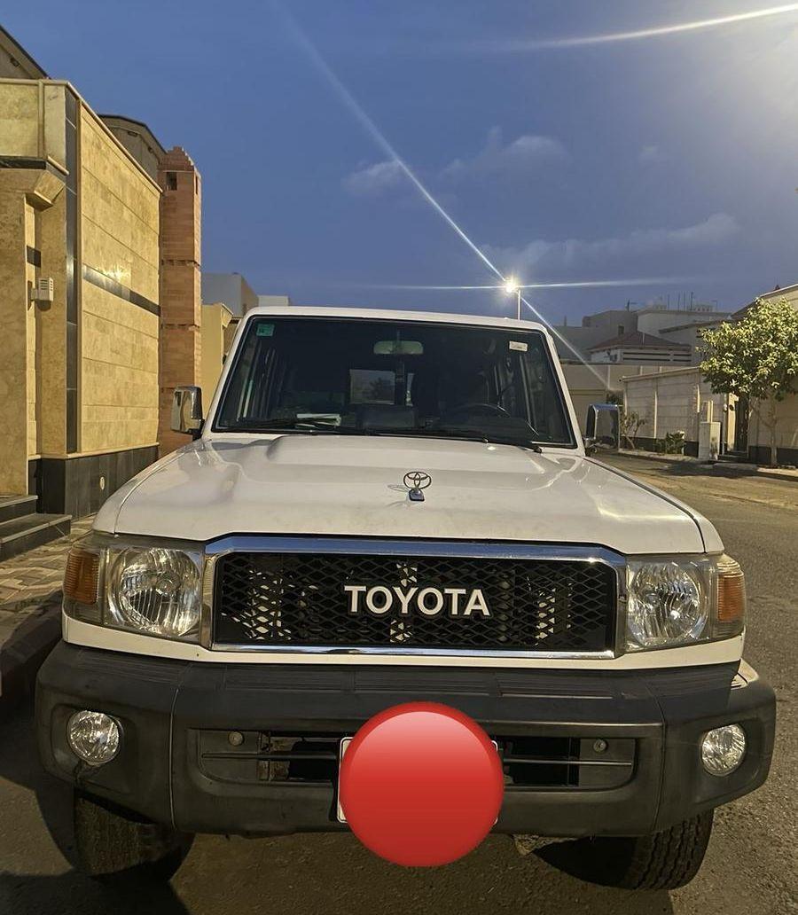 جيب لاندكروزر نص