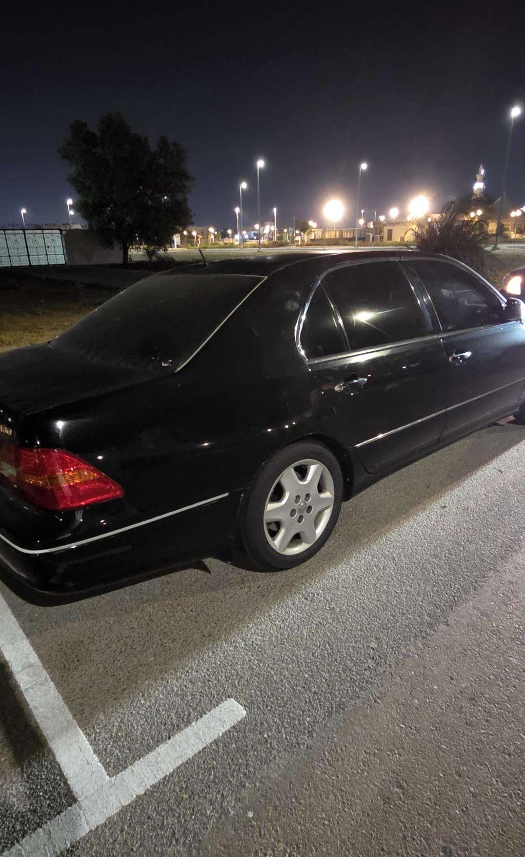 2003 لكزس LS