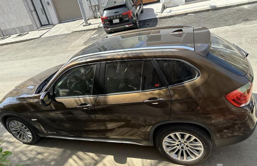 BMW X1 2011