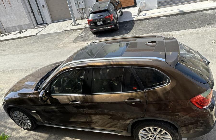 BMW X1 2011