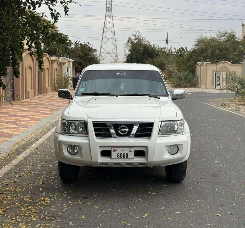 2000 نيسان باترول