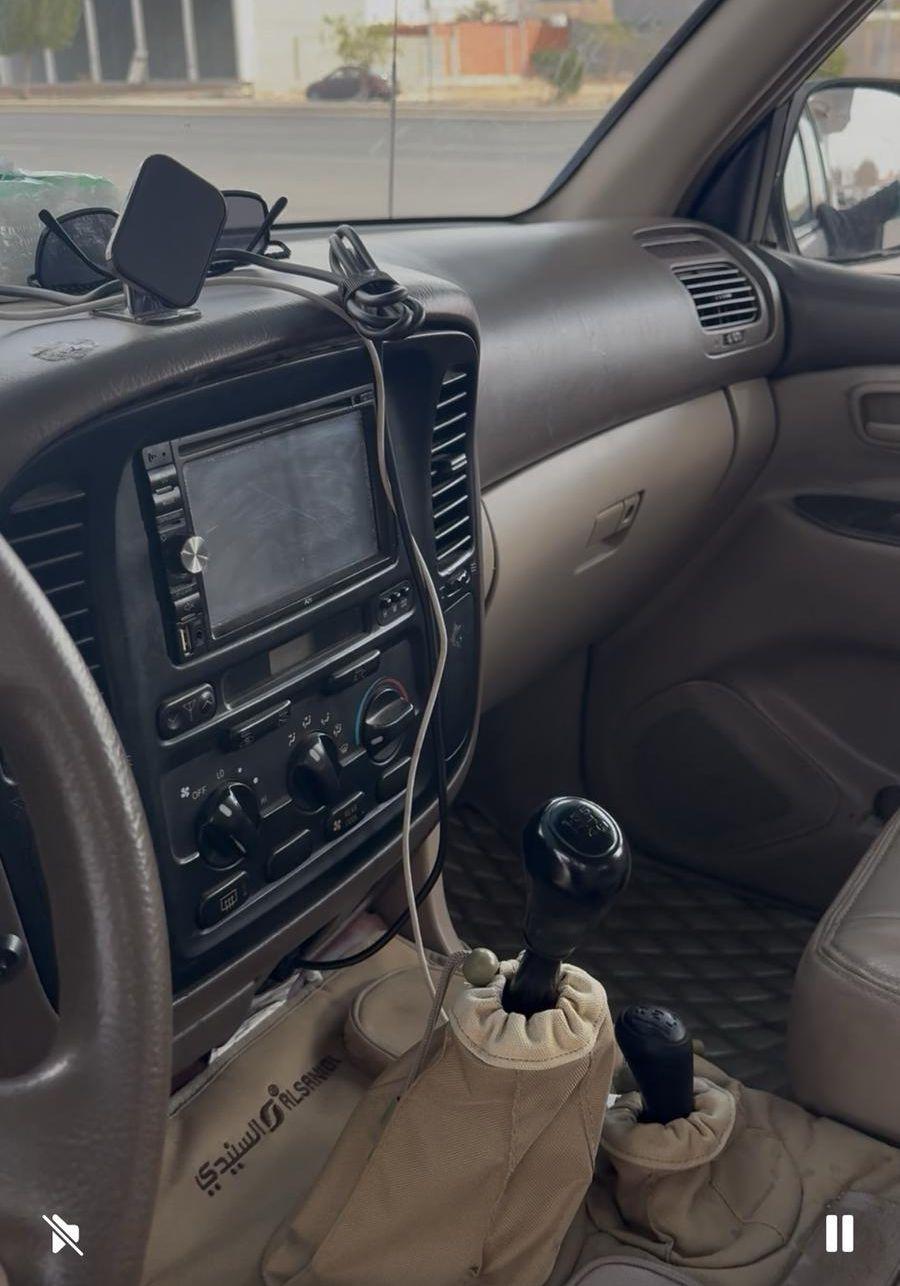 استشوار كلارا الفرشاة