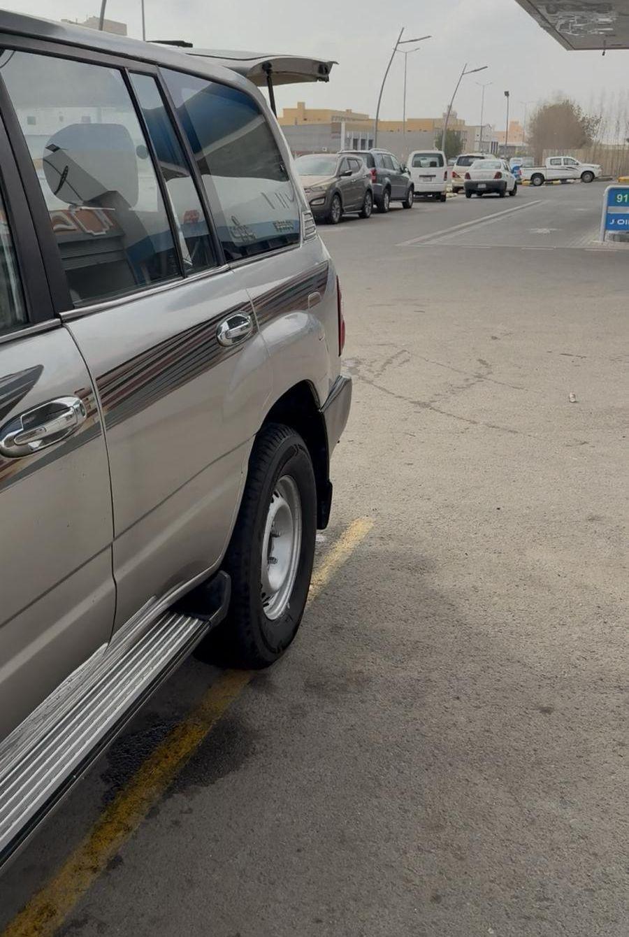 استشوار كلارا الفرشاة