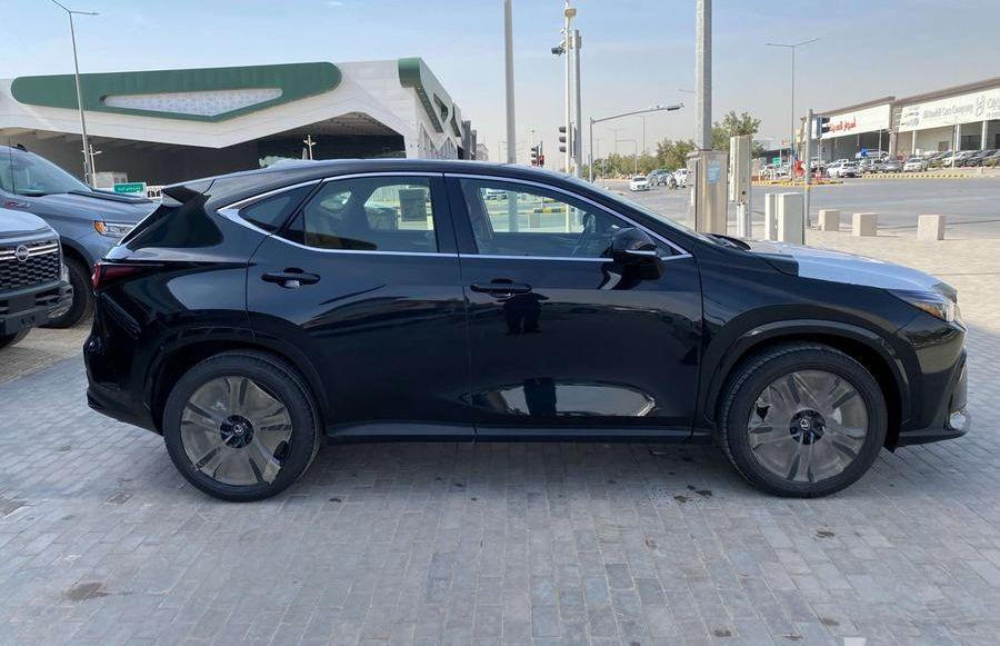 لكزسNX 350 AA