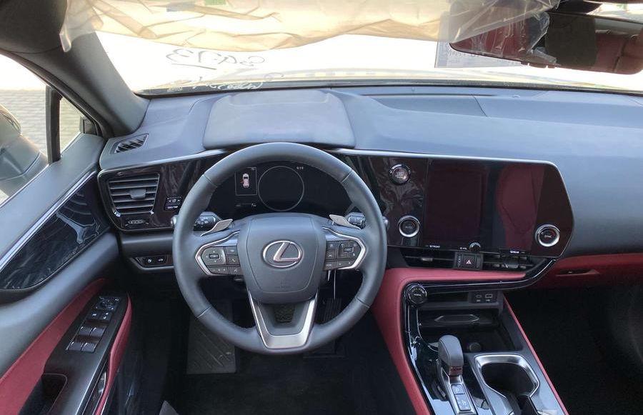 لكزسNX 350 AA