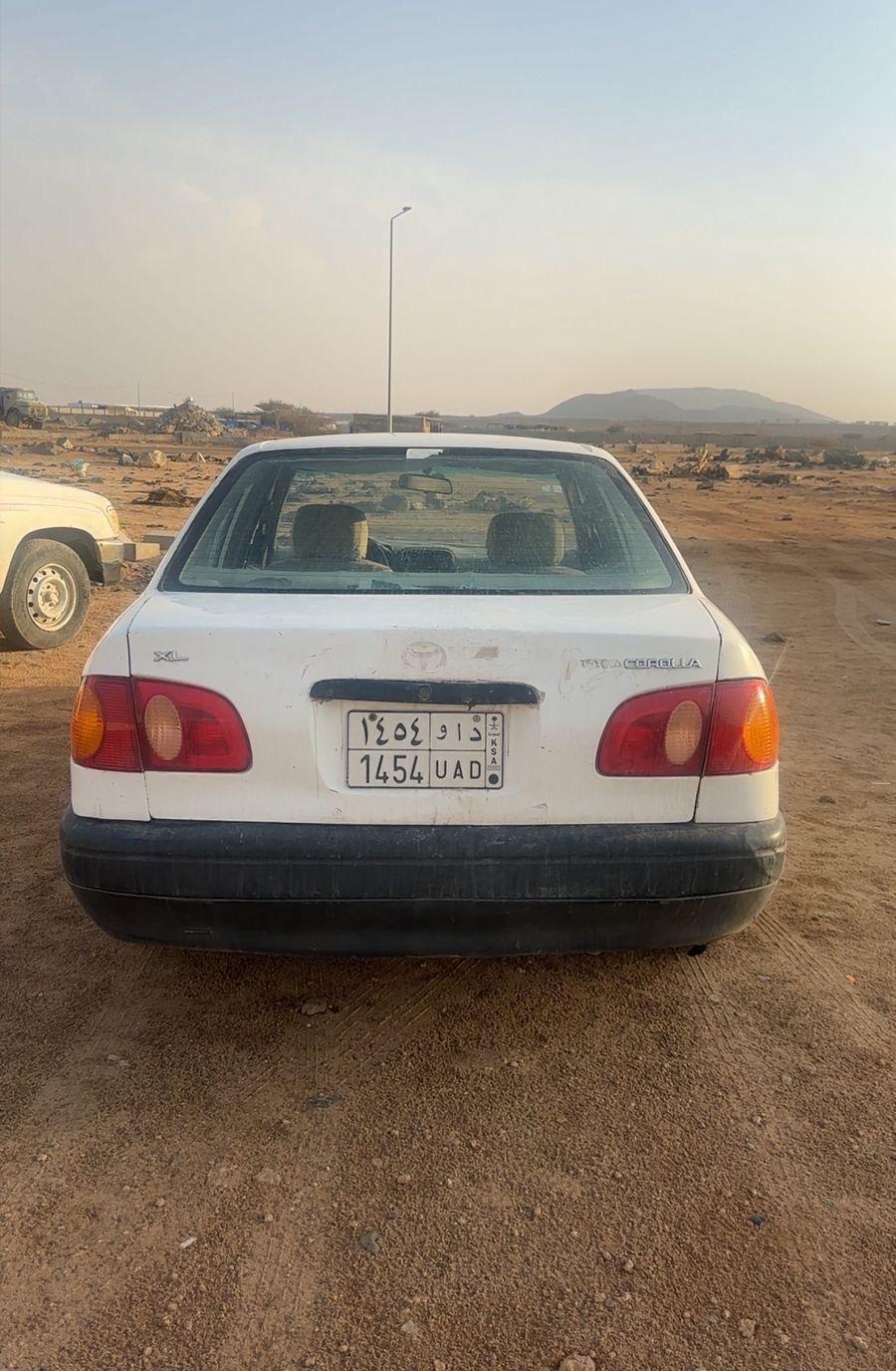 كورلا موديل 2000
